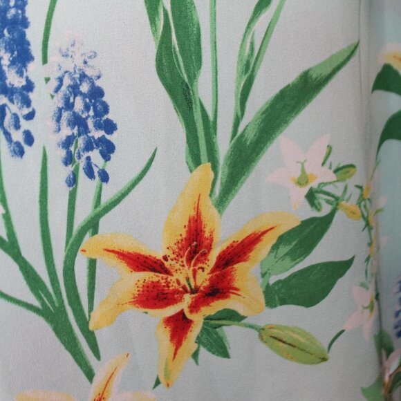 New York and Company Floral Sleeveless Top - Picture 10 of 11